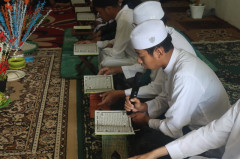 Sholat Hajat dan Khataman
